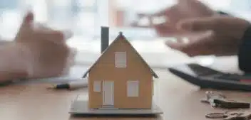 Comment devenir un mandataire immobilier à brest et gagner sa vie avec ce métier ?